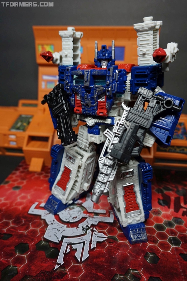 Review Siege Ultra Magnus Leader War For Cybetrtron  (26 of 93)